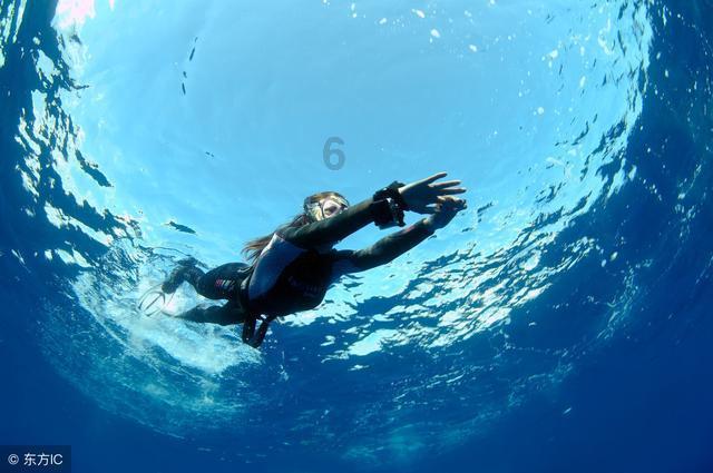 海南3名干部严重违纪违法被“双开”