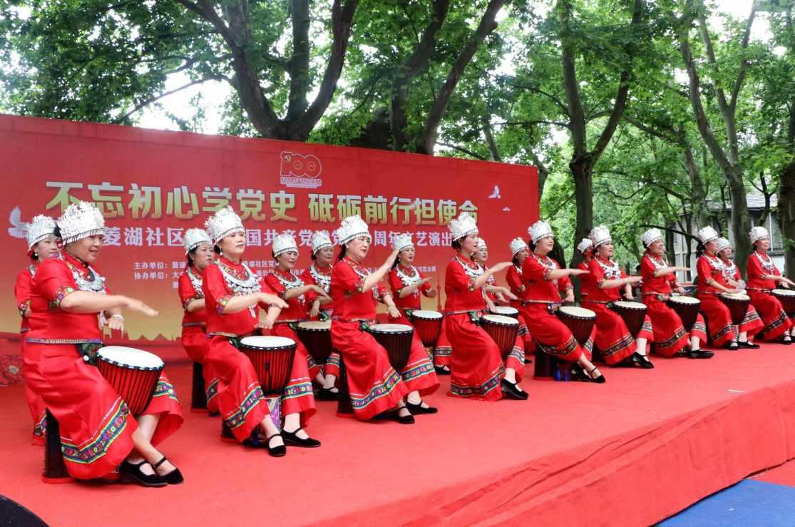 市肺科医院成功救治右下肢结核性蜂窝织炎患者